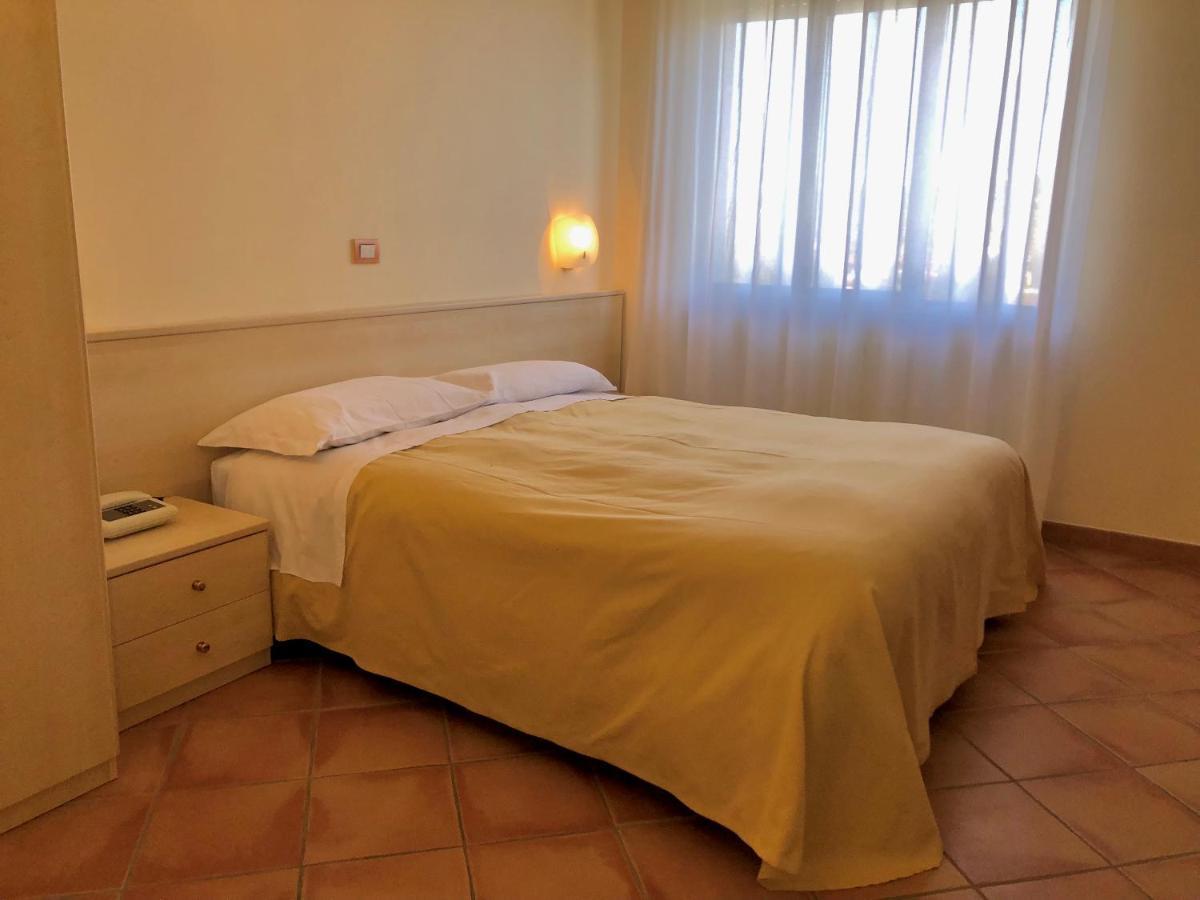 Hotel Di Rocco Loreto Aprutino Εξωτερικό φωτογραφία