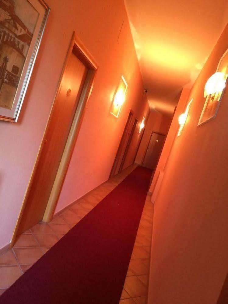 Hotel Di Rocco Loreto Aprutino Εξωτερικό φωτογραφία